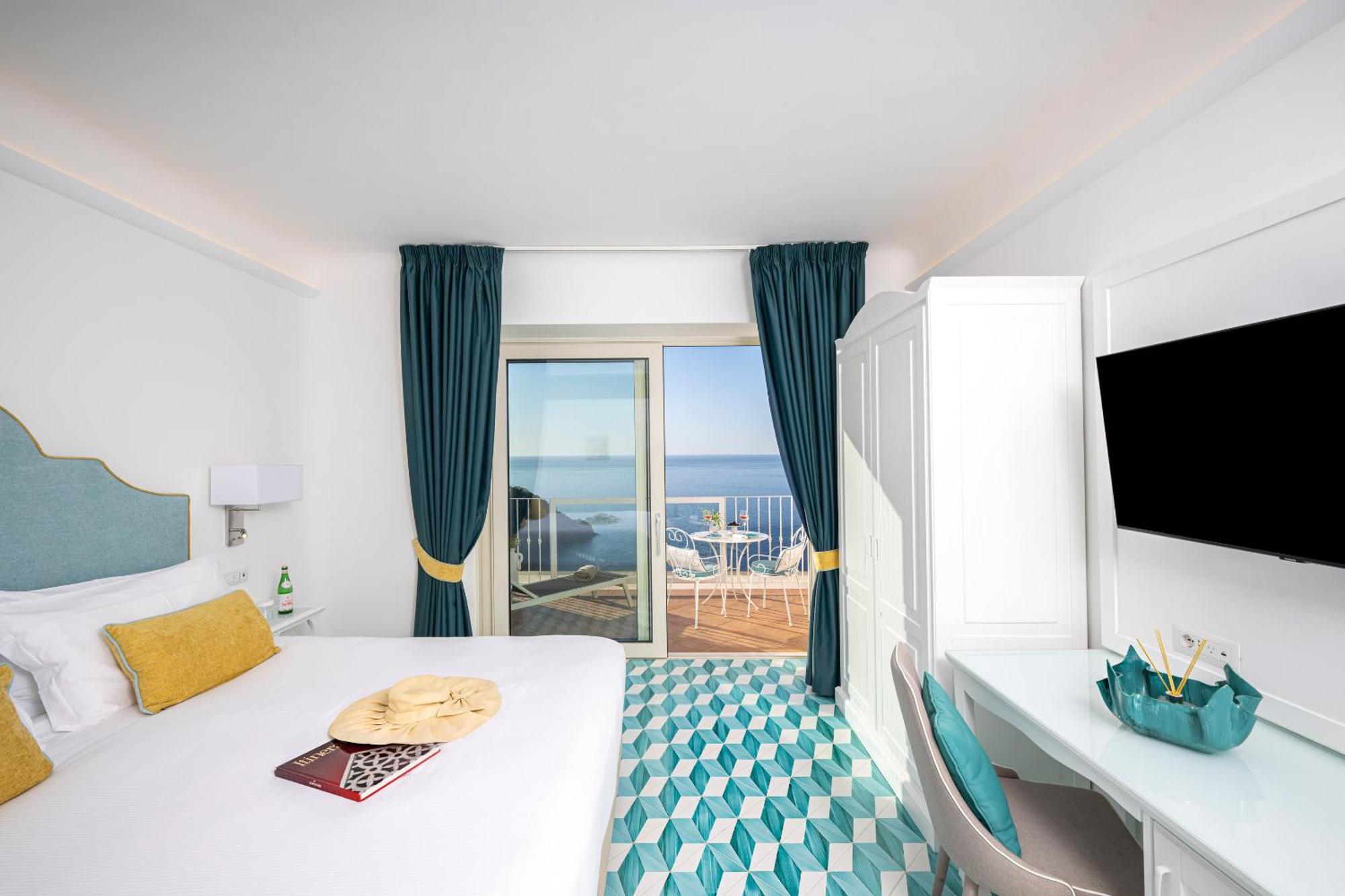 Grand Hotel Tritone Праяно Екстериор снимка